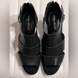 Easy Street Black Laser-Cut Slingback Adara Sandals Heel 8M NIB